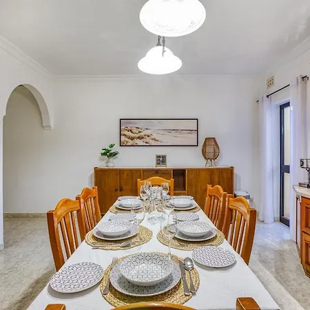 דירה Charming 3br Maisonette With Private Backyard & Ac By 360 Estates *