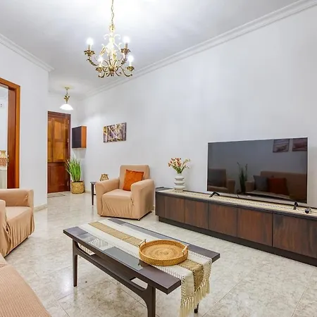 Charming 3br Maisonette With Private Backyard & Ac By 360 Estates Apartment