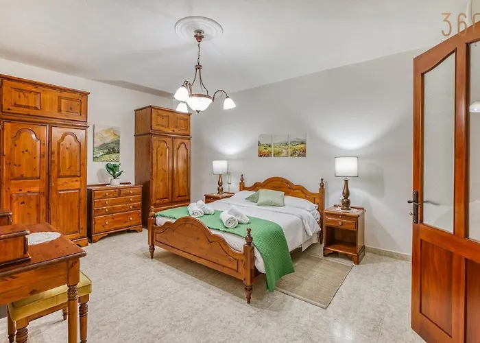 Charming 3br Maisonette With Private Backyard & Ac By 360 Estates Daire San Ġwann