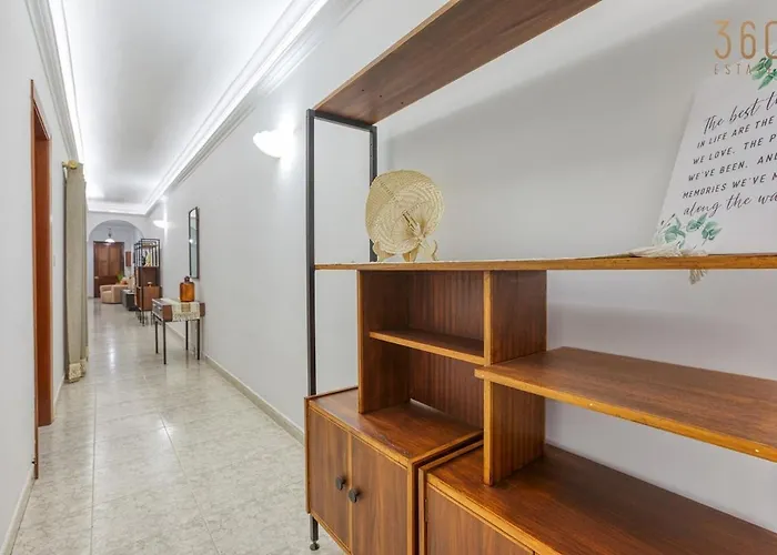 Charming 3br Maisonette With Private Backyard & Ac By 360 Estates Daire