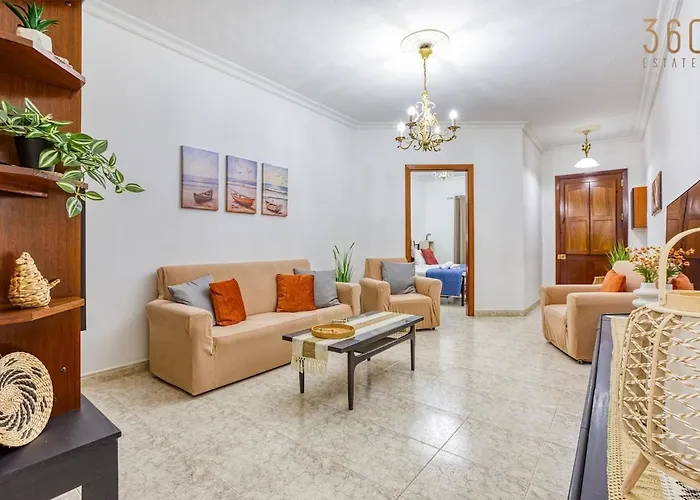 Charming 3br Maisonette With Private Backyard & Ac By 360 Estates *